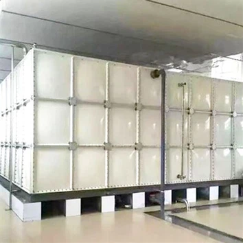 Tanques seccionais de armazenamento de água GRP